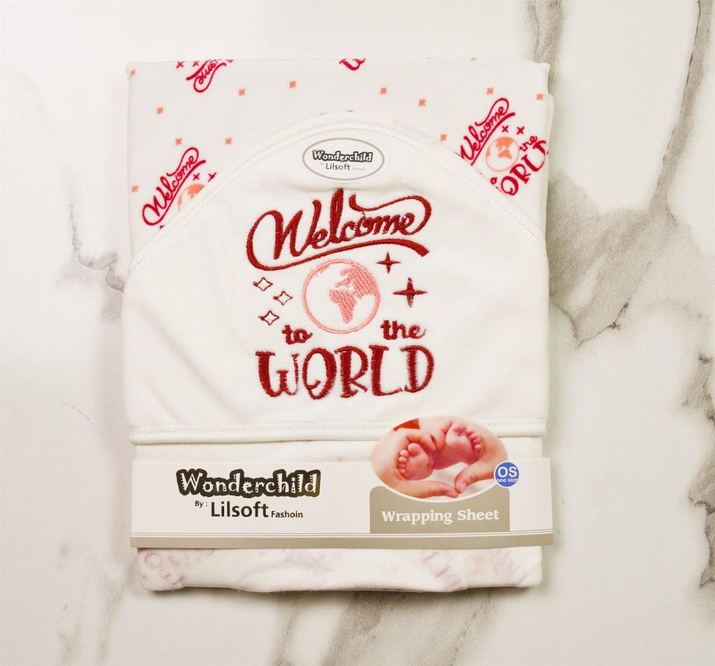 Wonderchild "Welcome to the World" Hooded Wrapping Sheet — Red