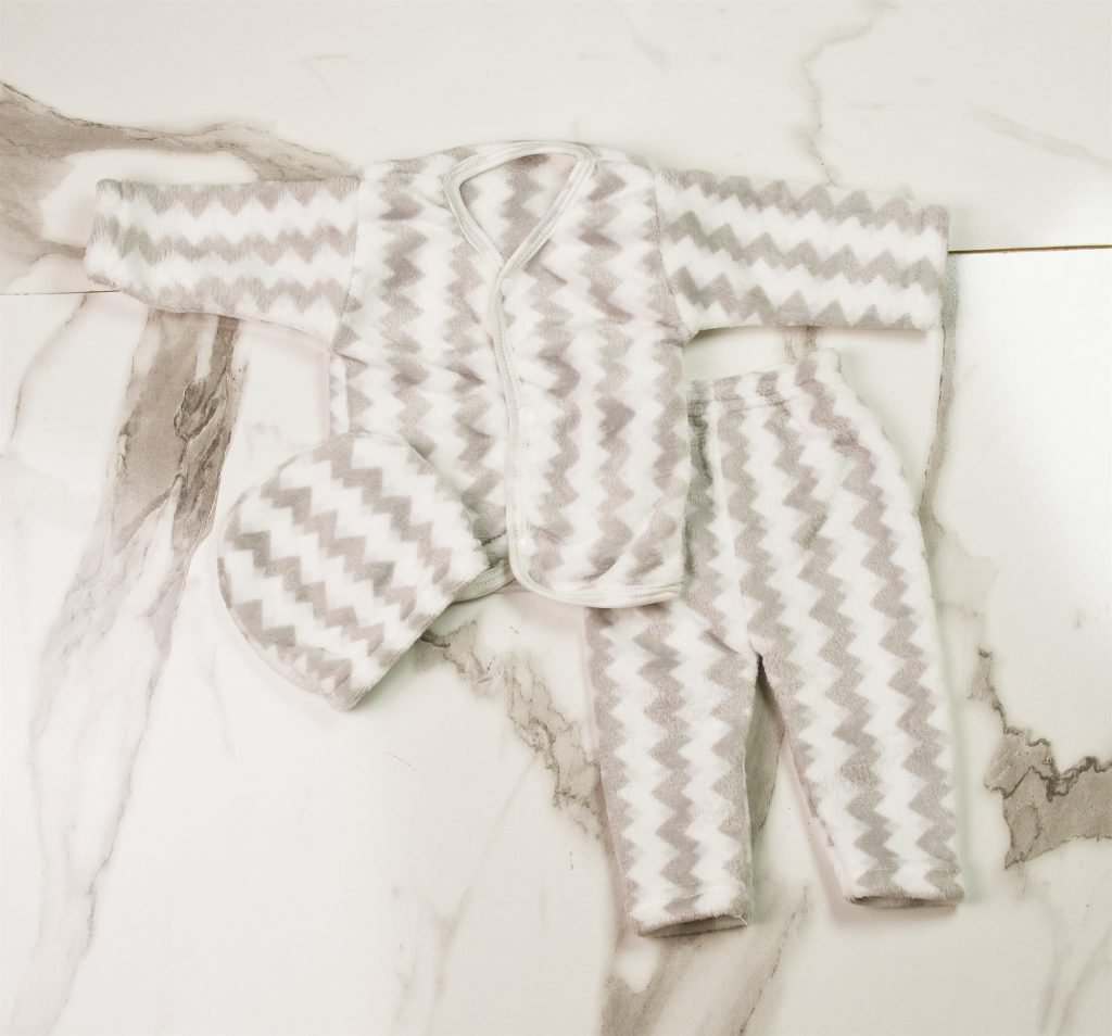 Newborn Plush 3-Piece Suit (Cap, Top & Trouser) — Grey Zigzag